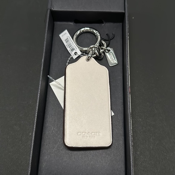 Coach Rare Heart hangtag Keychain FOB Ring Clip 58863B Leather Red Love Silver - Picture 7 of 7